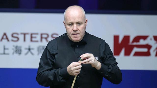 中场传球后 中场传球后