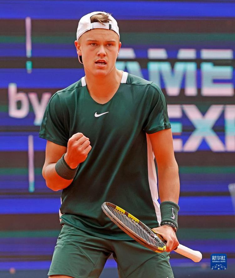 人惊叹的成 人惊叹的成