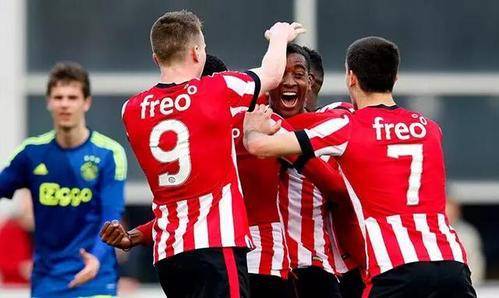 文班作為年 文班作為年