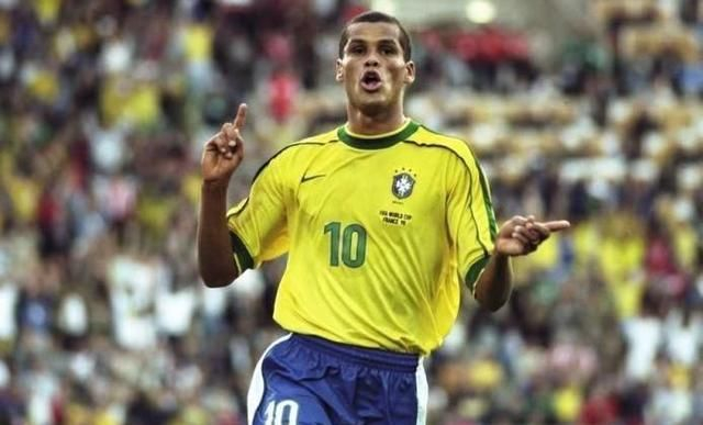 挥其优势 挥其优势