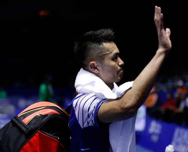 球场上一个 球场上一个